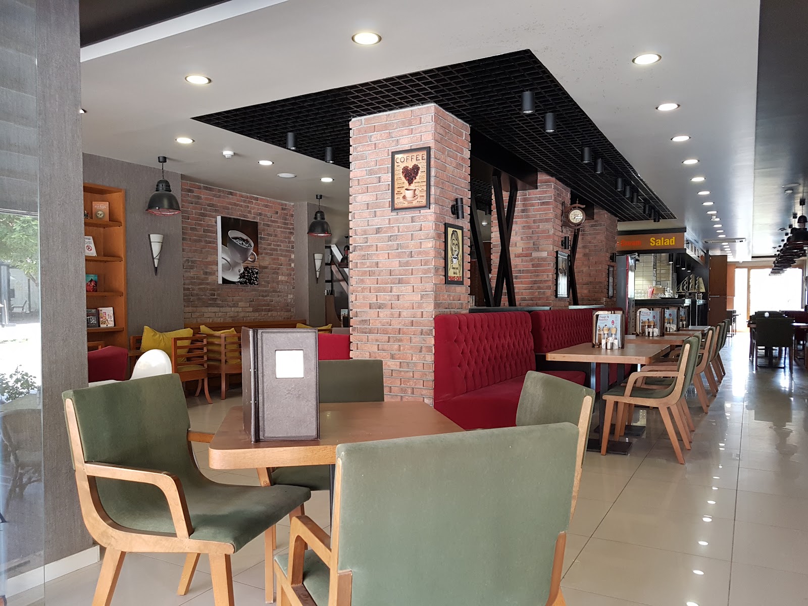 Pella Cafe — fotoğraf 3