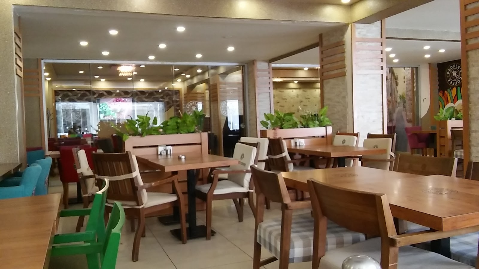 PEOPLE'S COFFEE HAKKARİ — fotoğraf