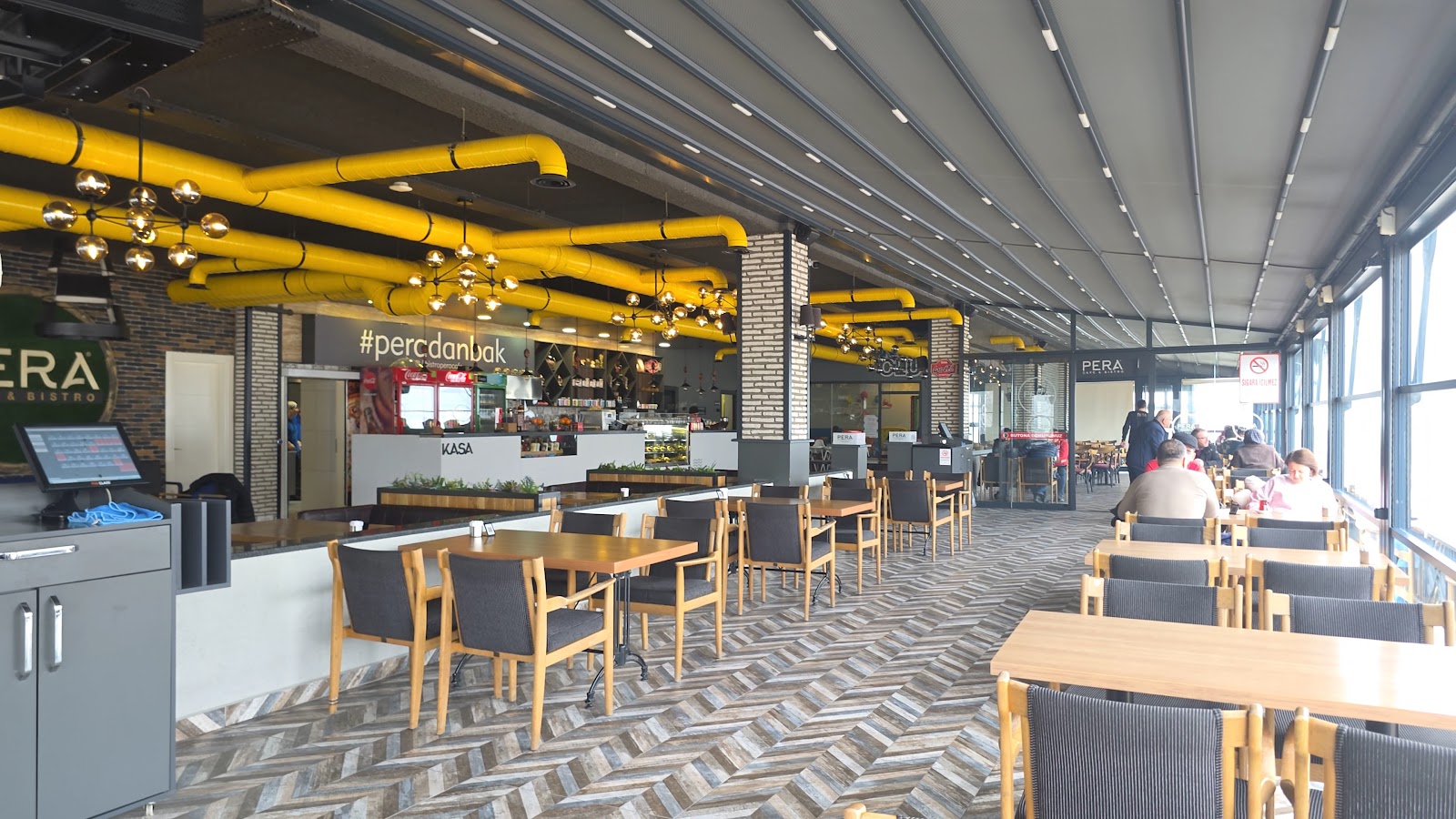 Pera Cafe & Restaurant — fotoğraf 3