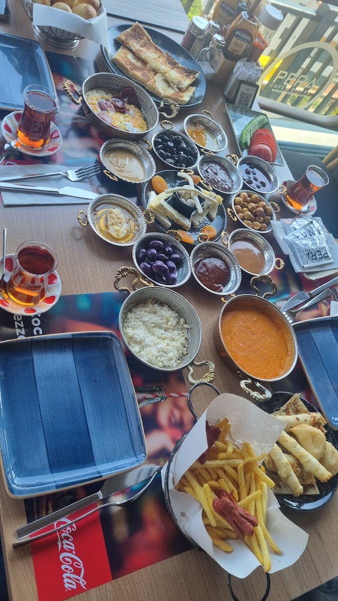 Pera Cafe & Restaurant — fotoğraf 4