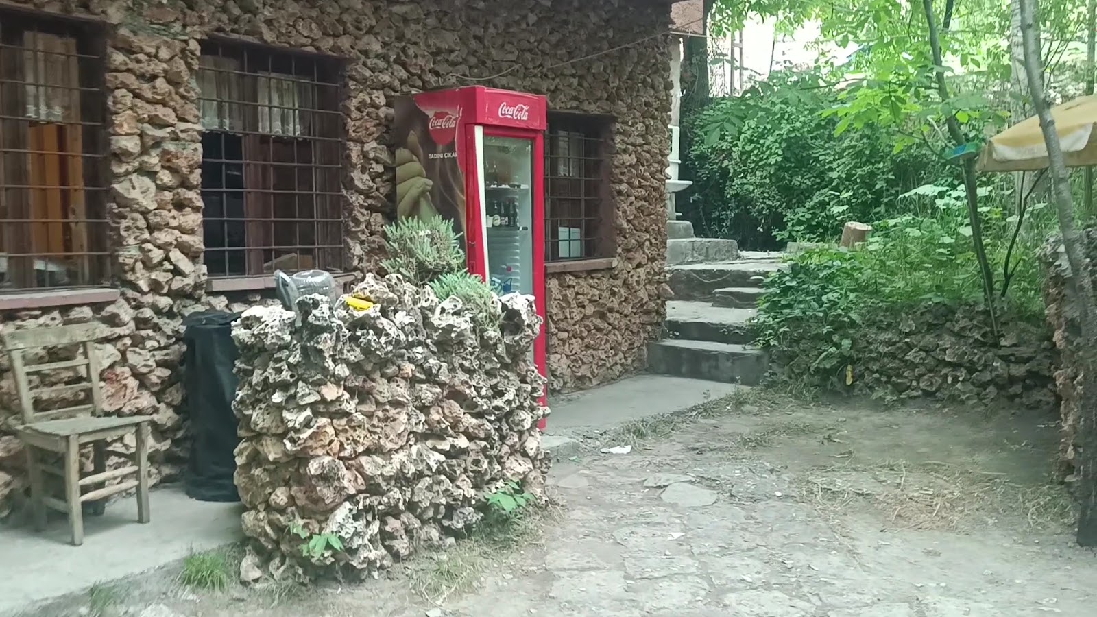 Perili Bahçe - Uğur Alabalık Tesisi — photo 3
