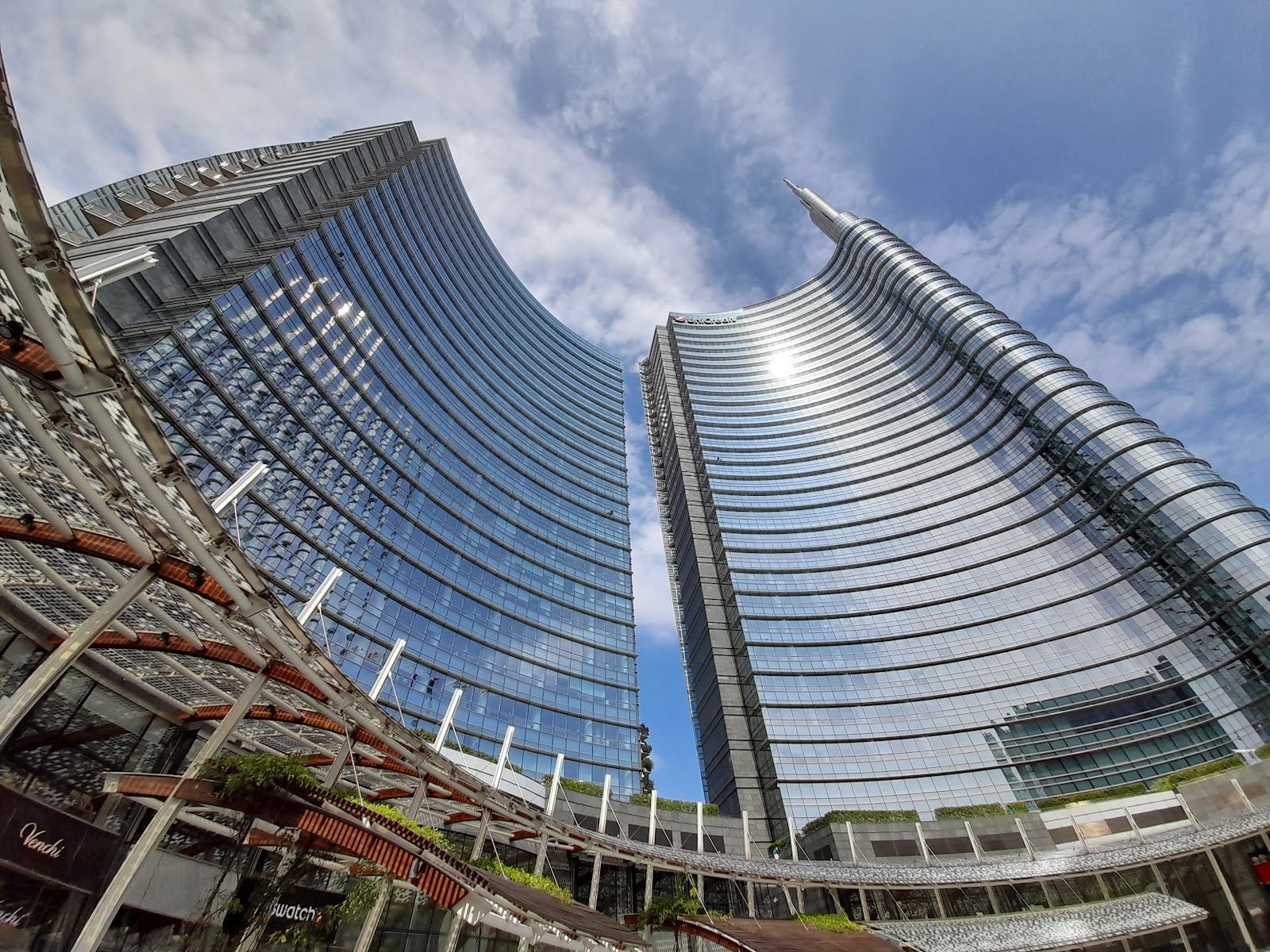 Piazza Gae Aulenti — photo 2