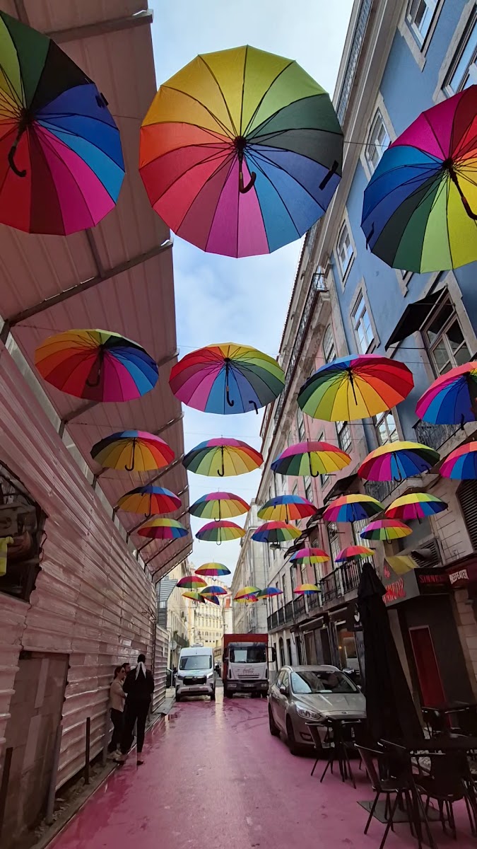 Pink Street — photo 3