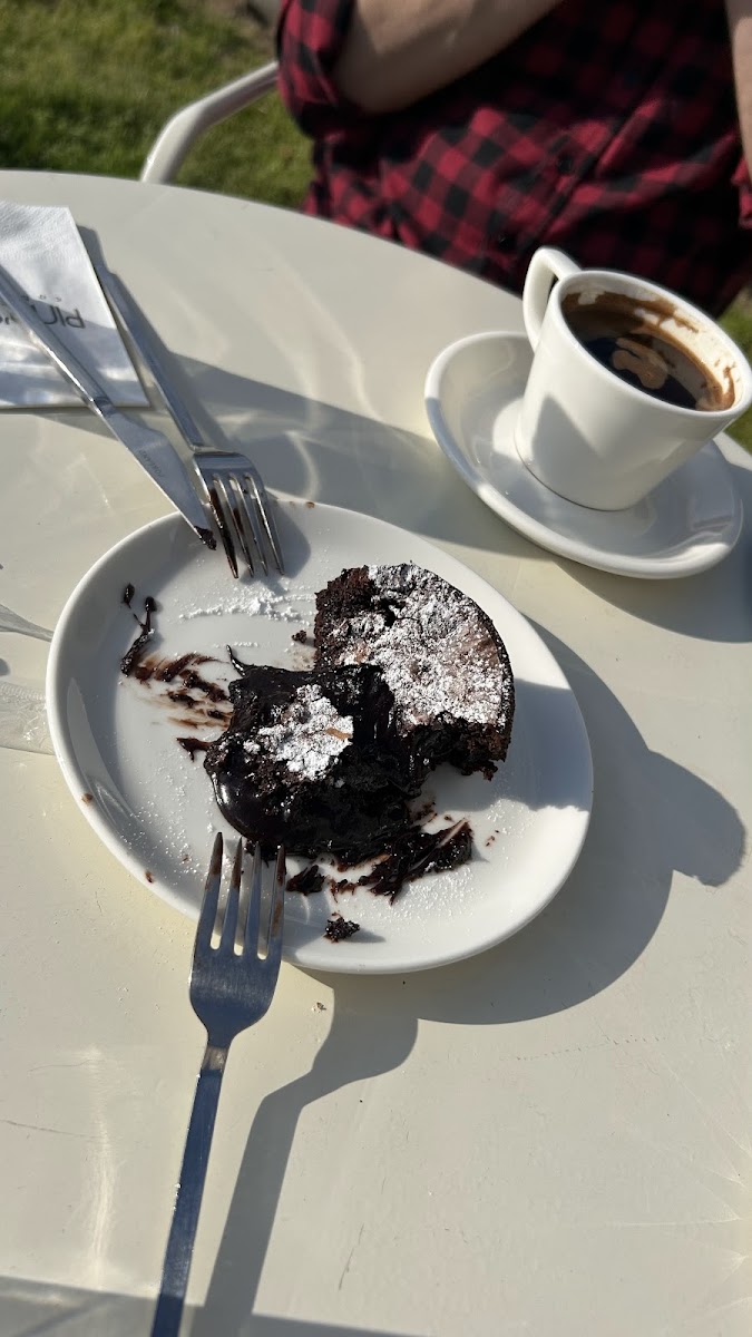 Pino's Coffee & Cakes Ayvalık — fotoğraf 2