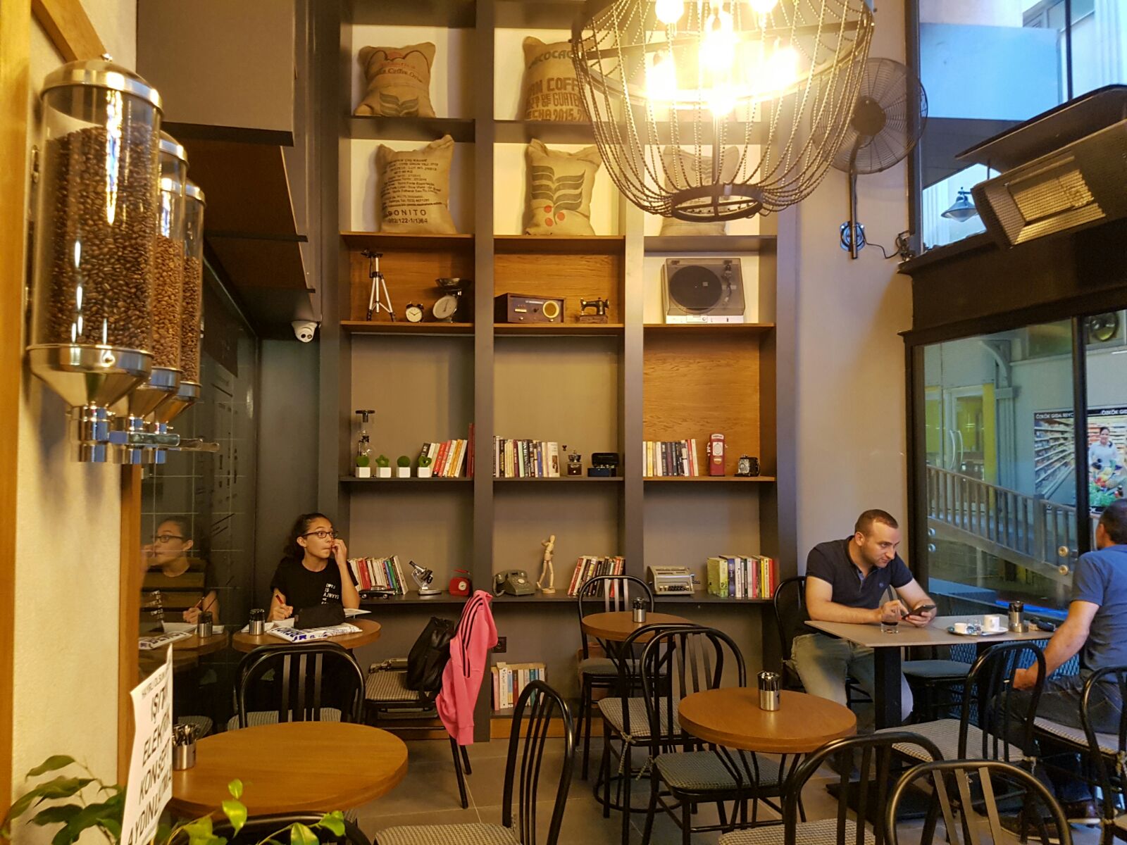 Piyes Coffee — fotoğraf 5