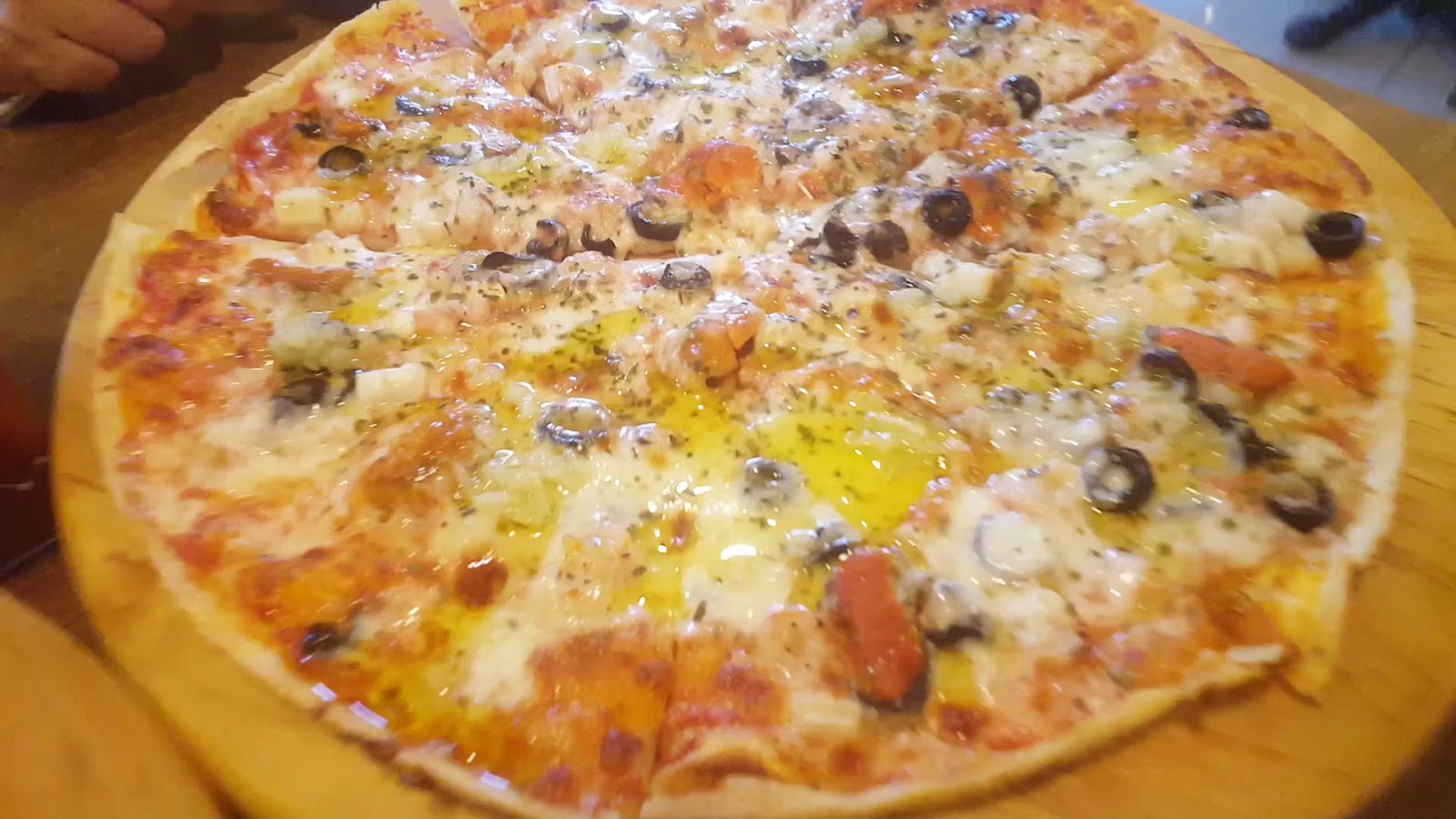 Pizza Napoli — fotoğraf 3