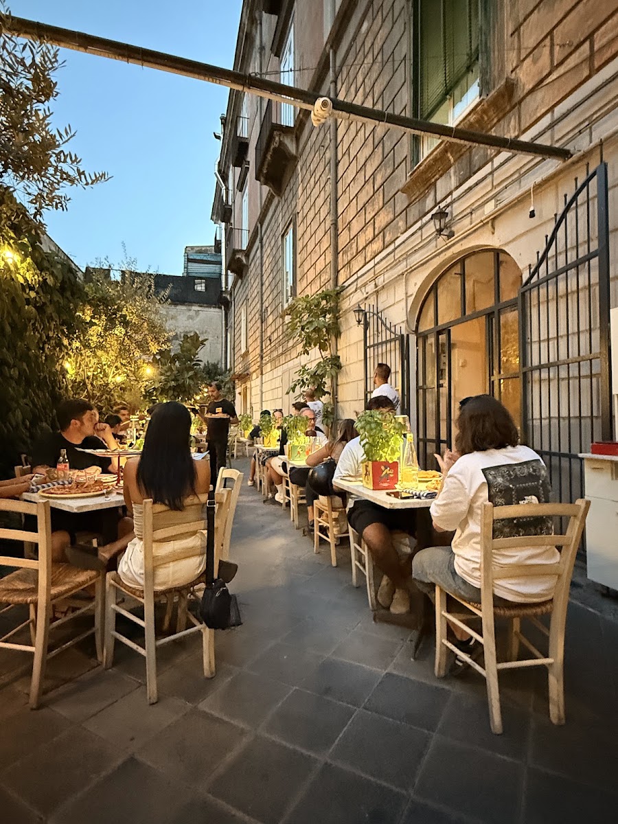 Pizzeria Concettina ai Tre Santi — photo