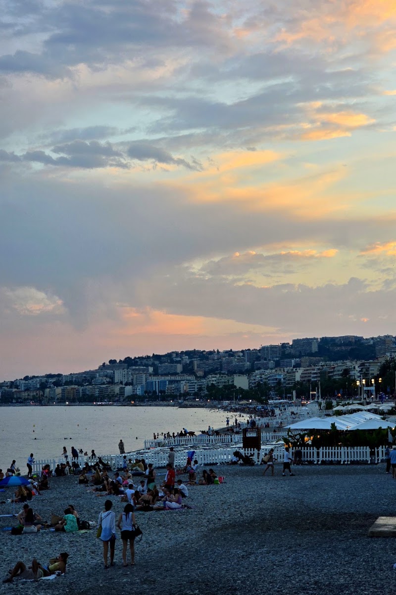 Plage Beau Rivage Beach — photo 4
