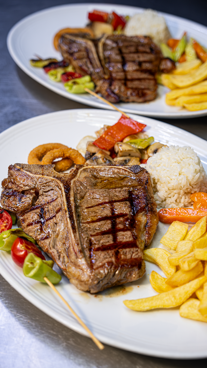 Planet Yucca Live Kusadasi Restaurant "entertainment & dining" — photo 5