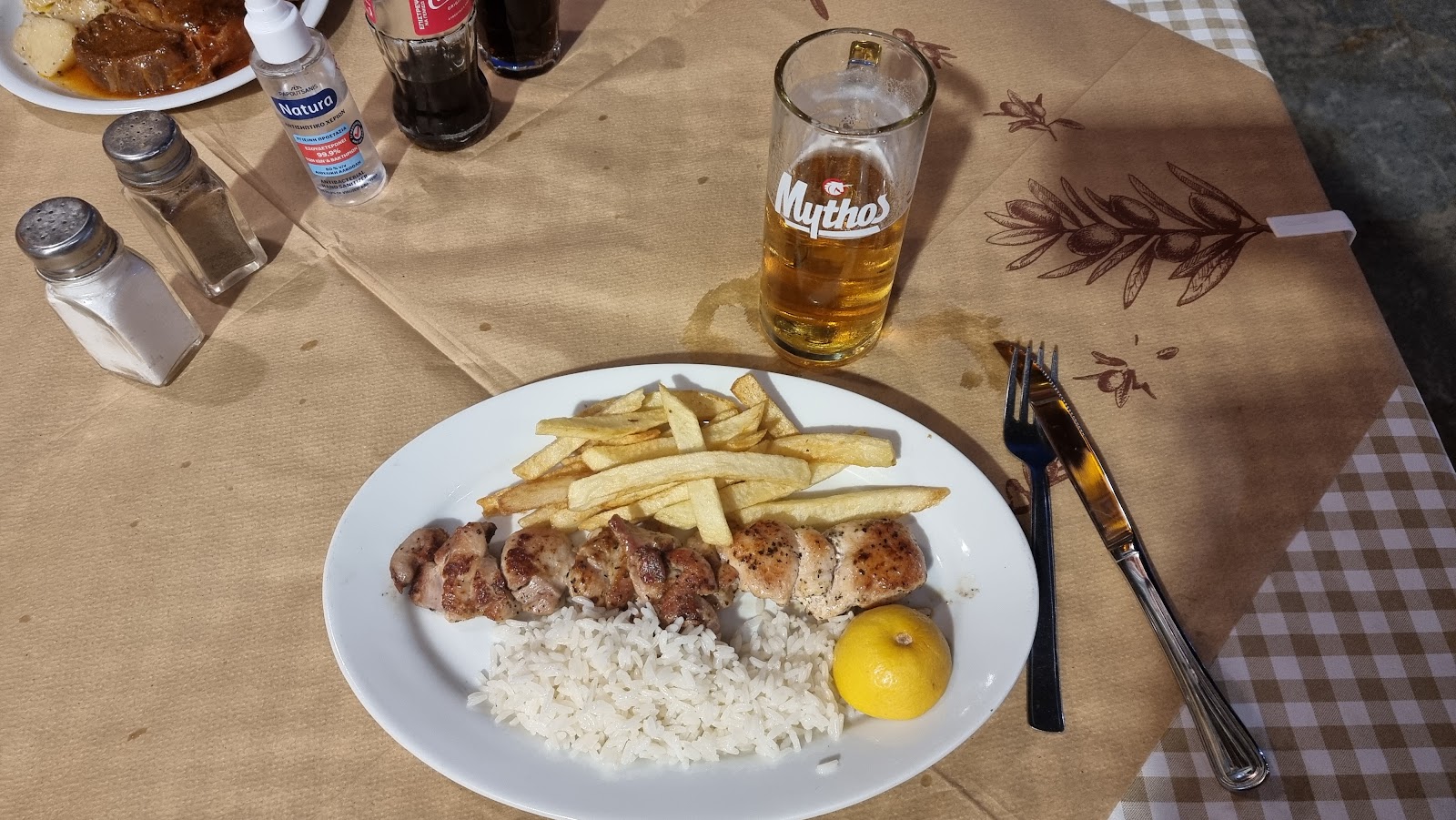 Platanos Taverna — photo 11