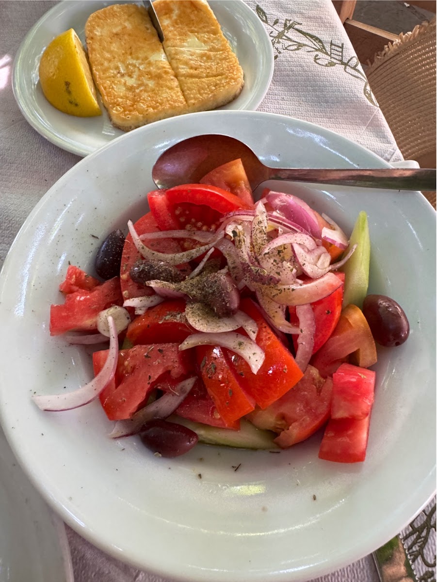 Platanos Taverna — photo 2