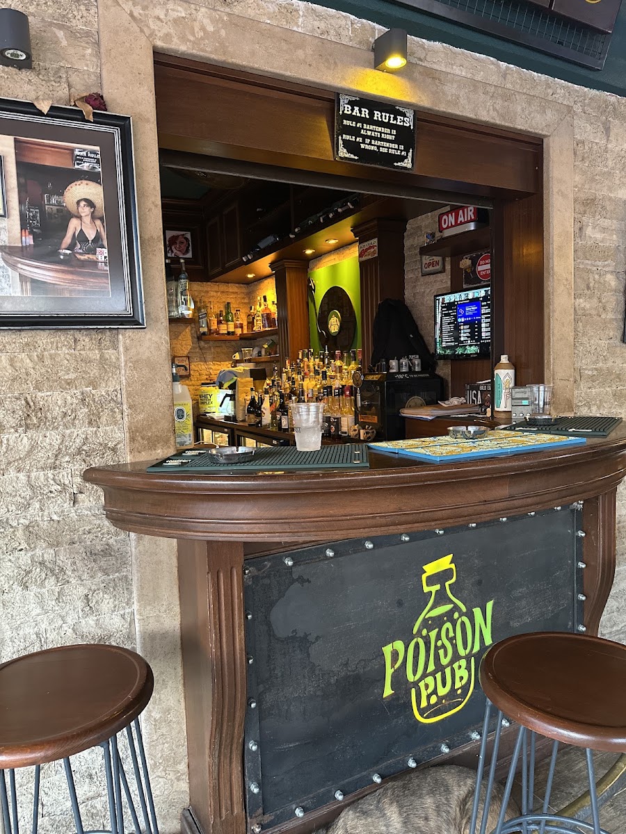 Poison pub — photo 6