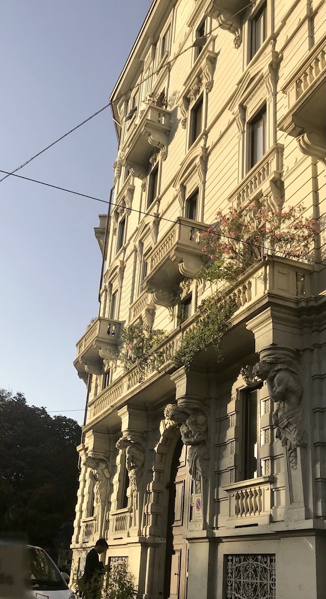 Porta Venezia — photo 2