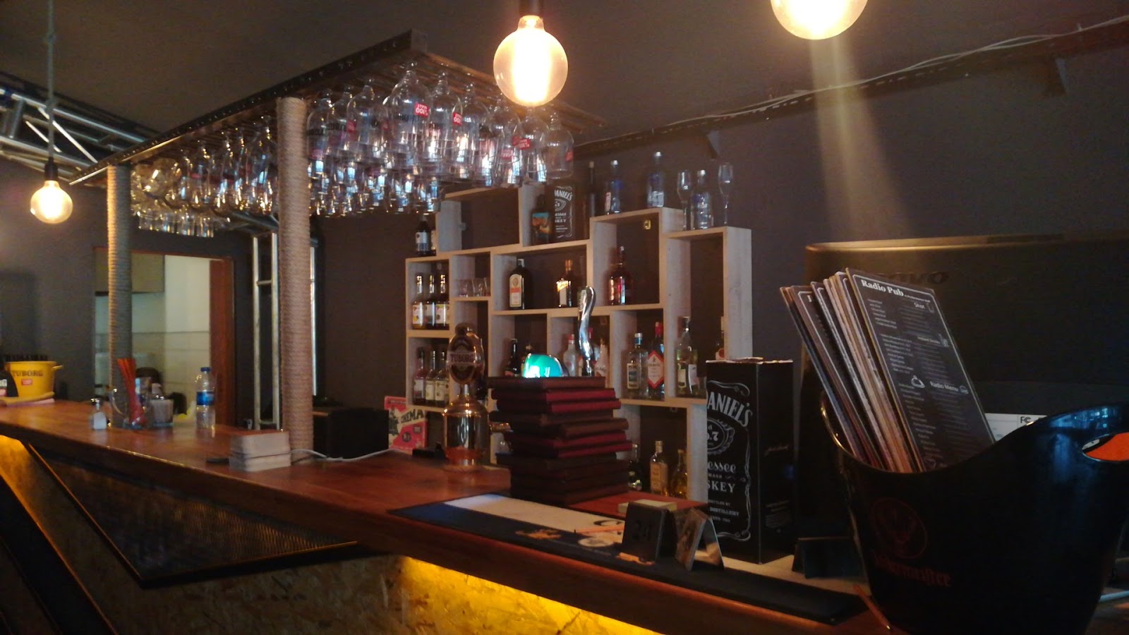 Radio Pub Performance Hall — fotoğraf