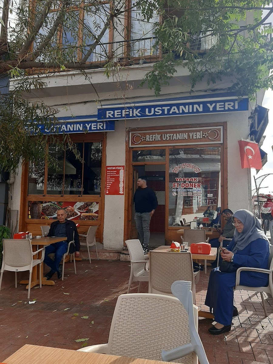 Refik Usta Hostam Ankara Yaprak Et Döner — fotoğraf