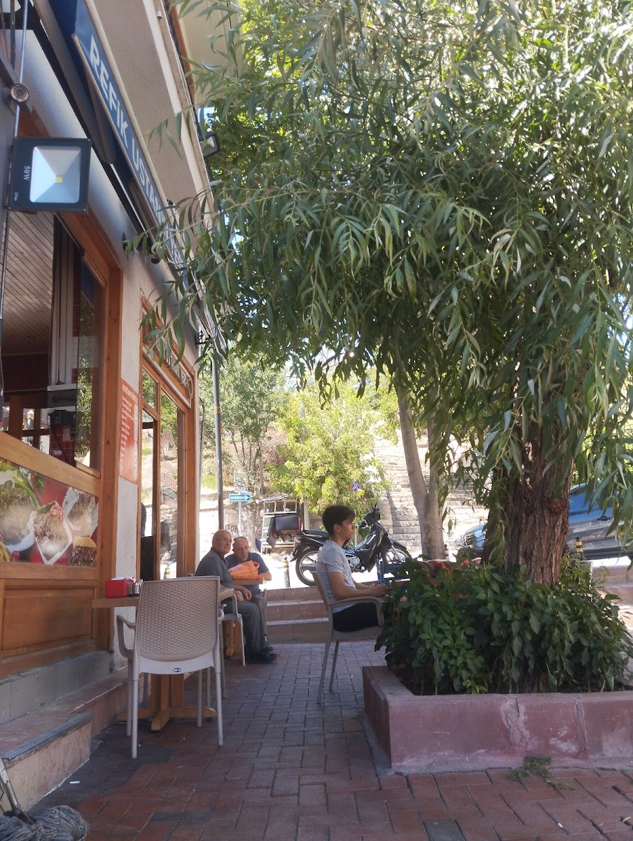 Refik Usta Hostam Ankara Yaprak Et Döner — fotoğraf 4