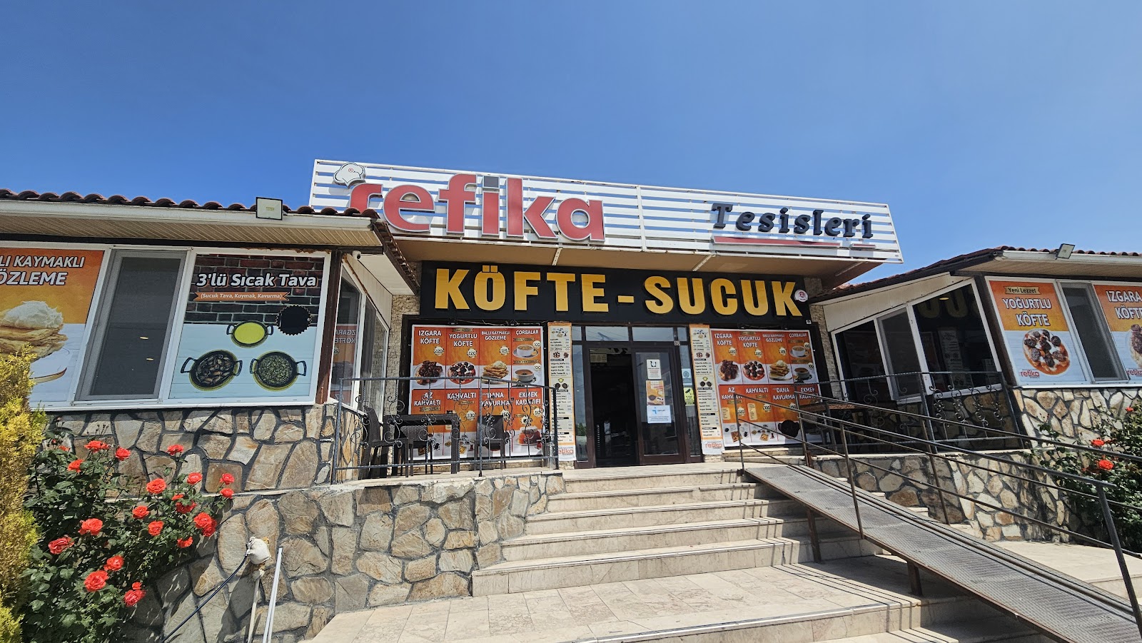Refika Tesisleri (Ballı Kaymaklı Gözleme) — fotoğraf