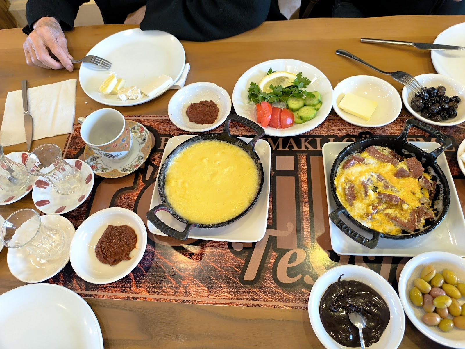 Refika Tesisleri (Ballı Kaymaklı Gözleme) — fotoğraf 5