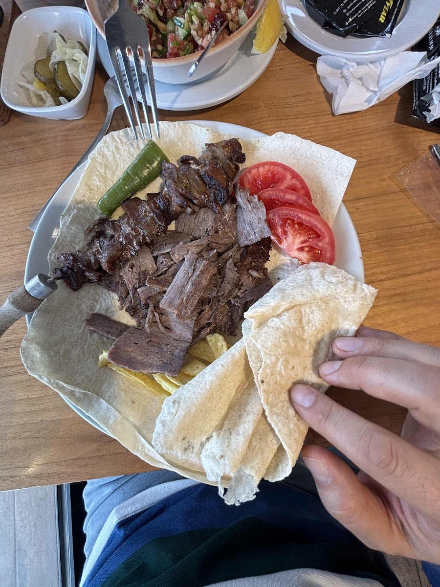 Refiye Restoran - Cağ Kebap , Izgara , Serpme Kahvaltı , İzmit — fotoğraf 2