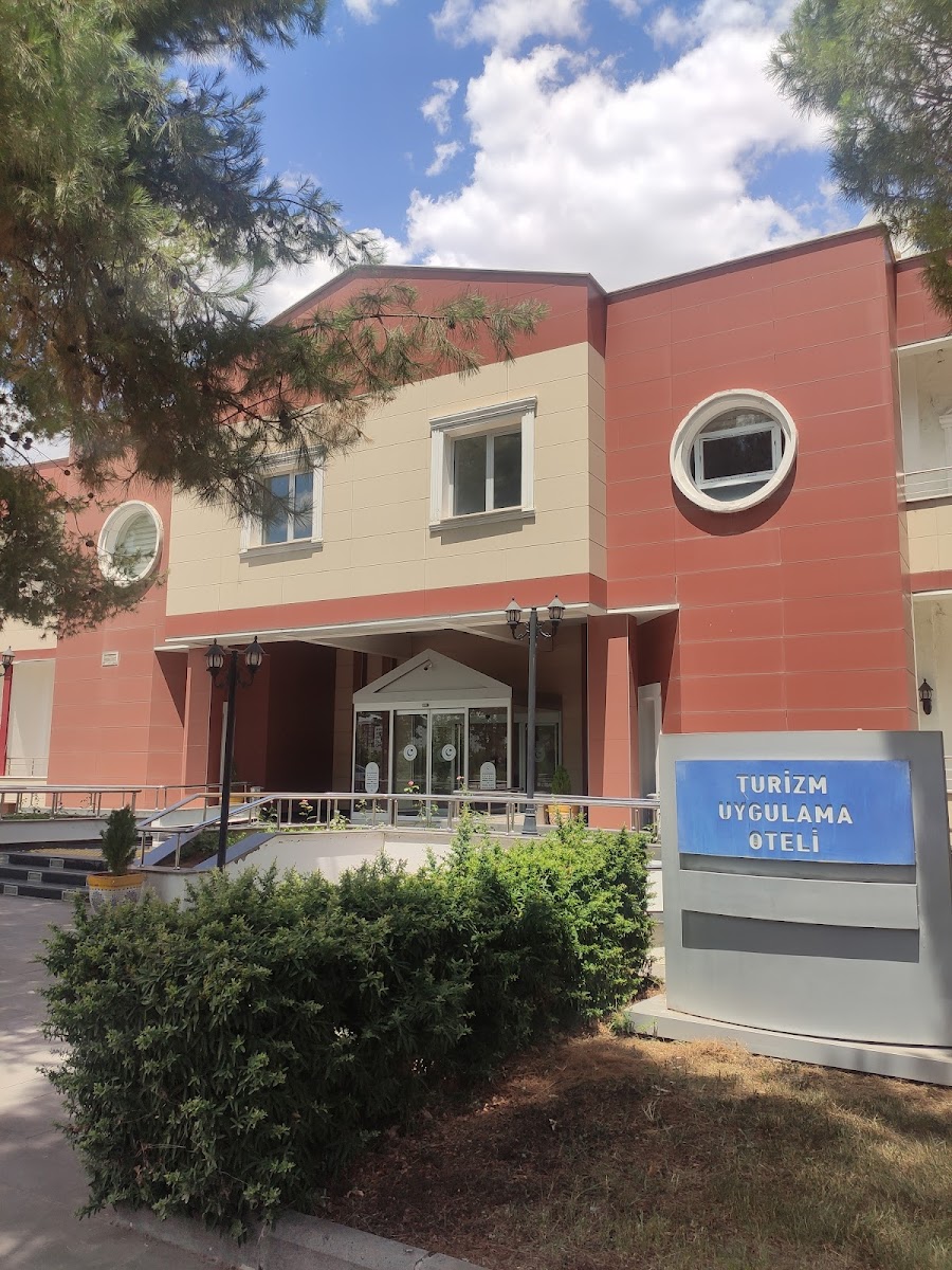 Rektörlük — fotoğraf 1