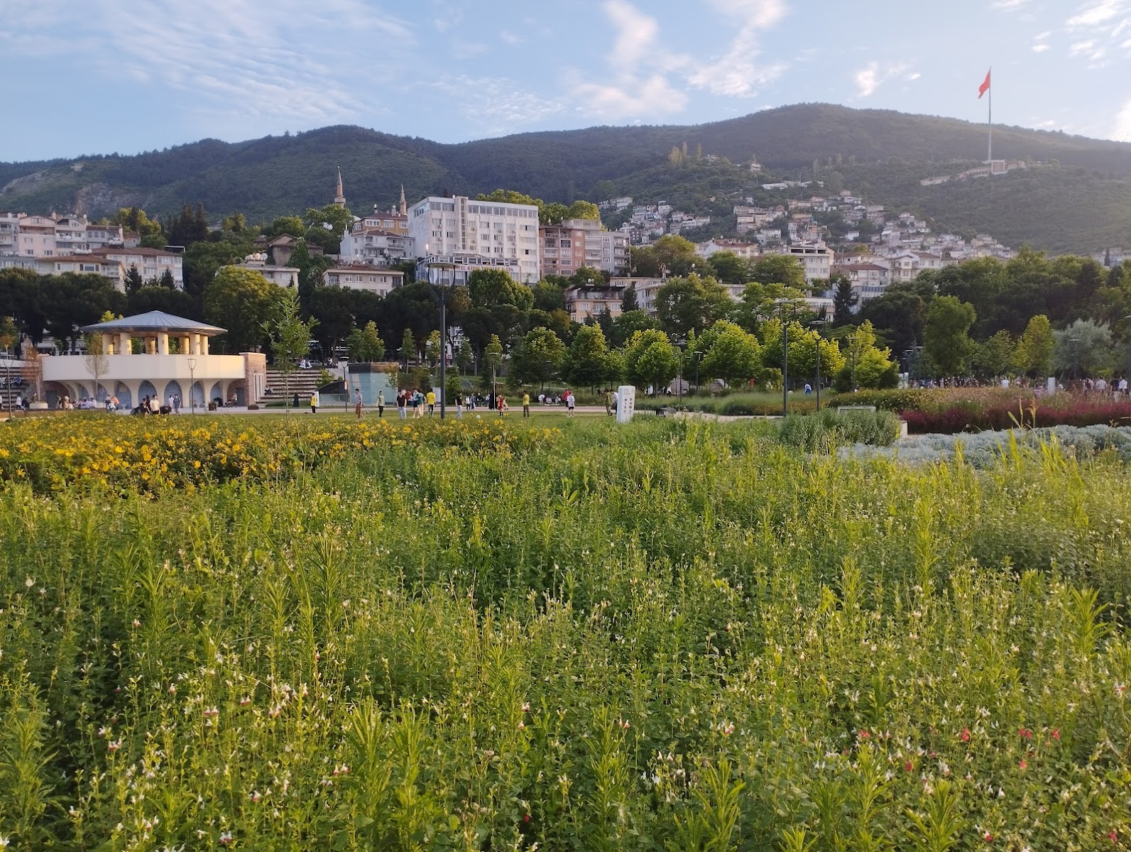 Reşat Oyal Kültür Parkı — fotoğraf 2
