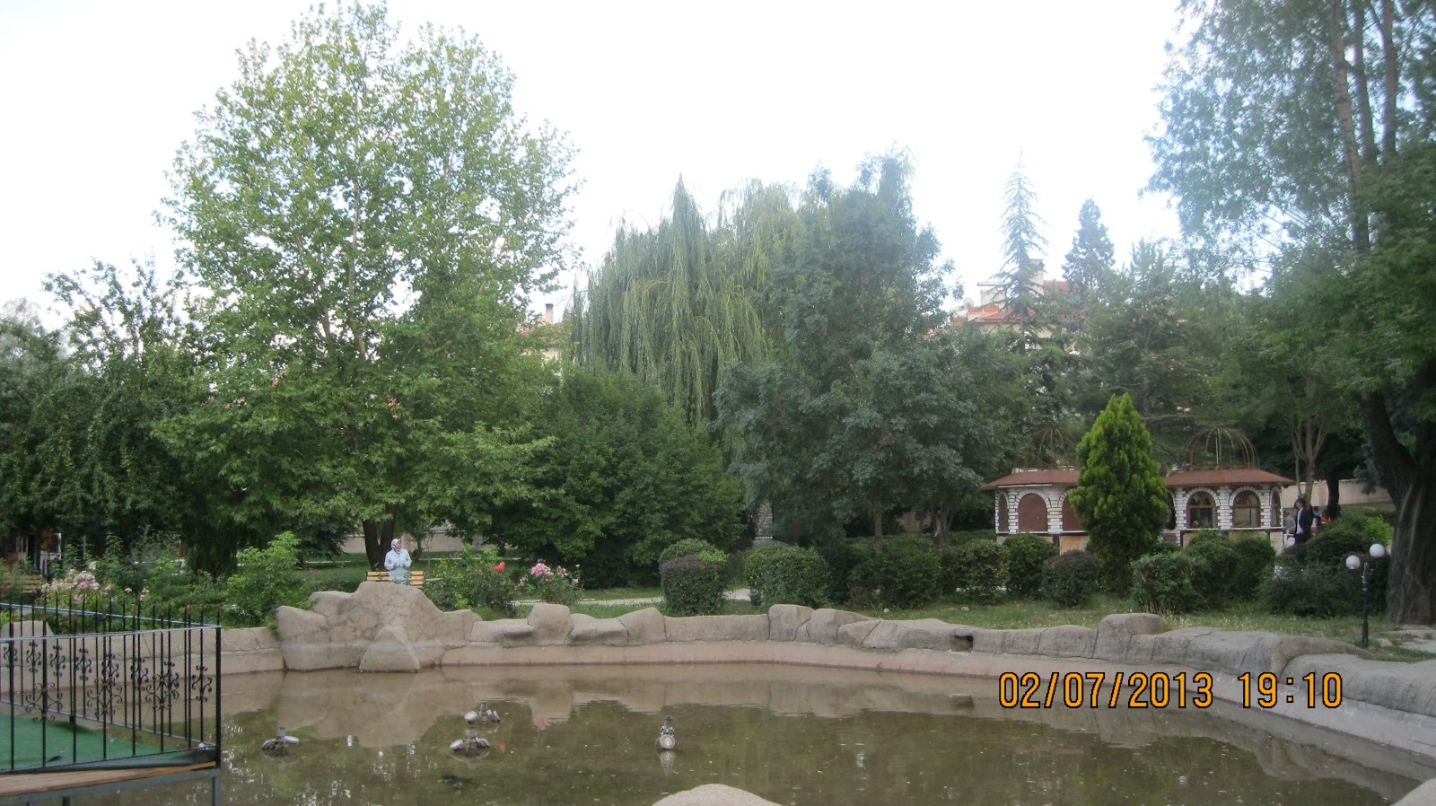 Ressam Ahmet Yakupoğlu Parkı — fotoğraf 2