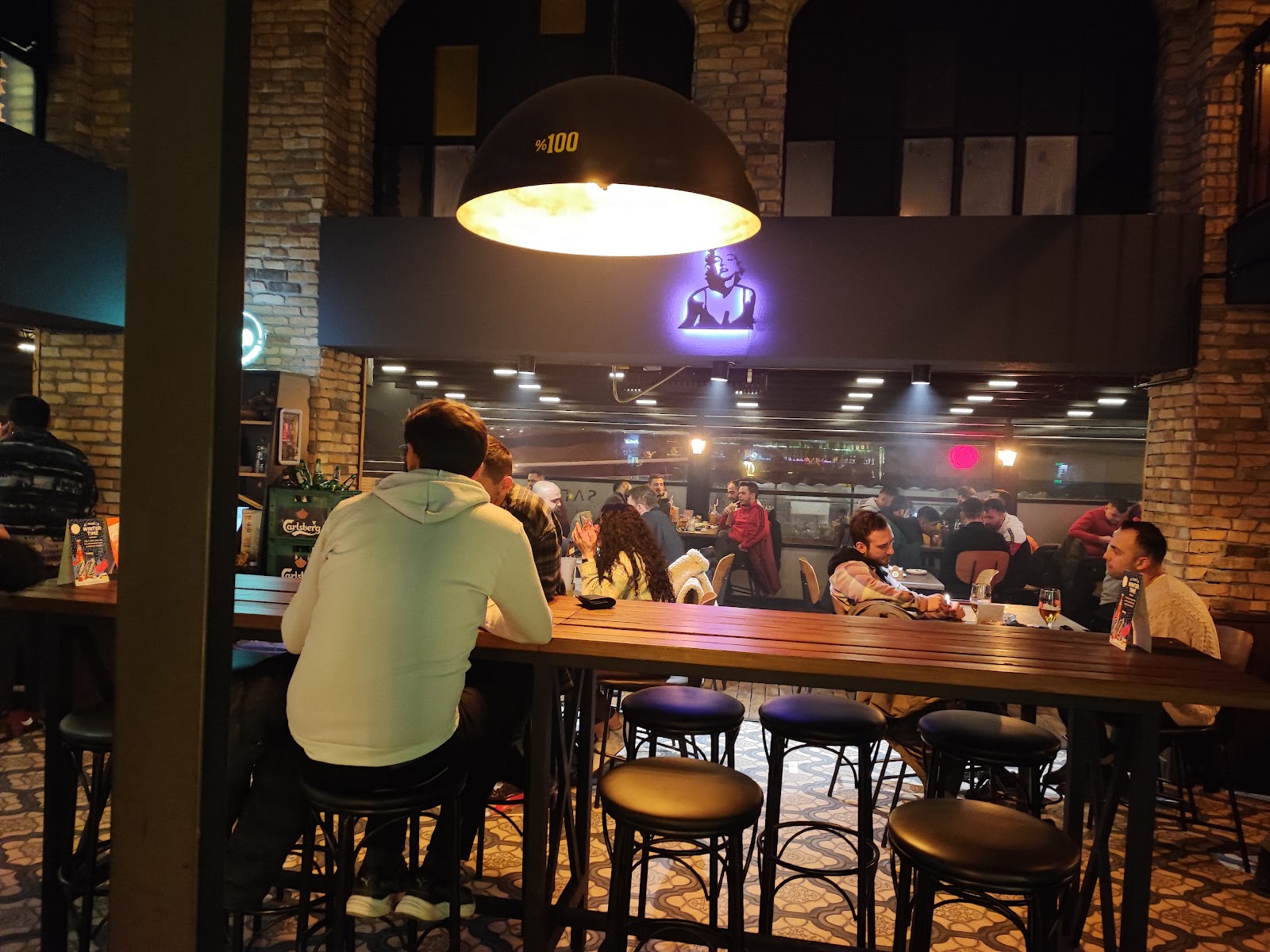 Restart Bar & Restaurant — fotoğraf 5