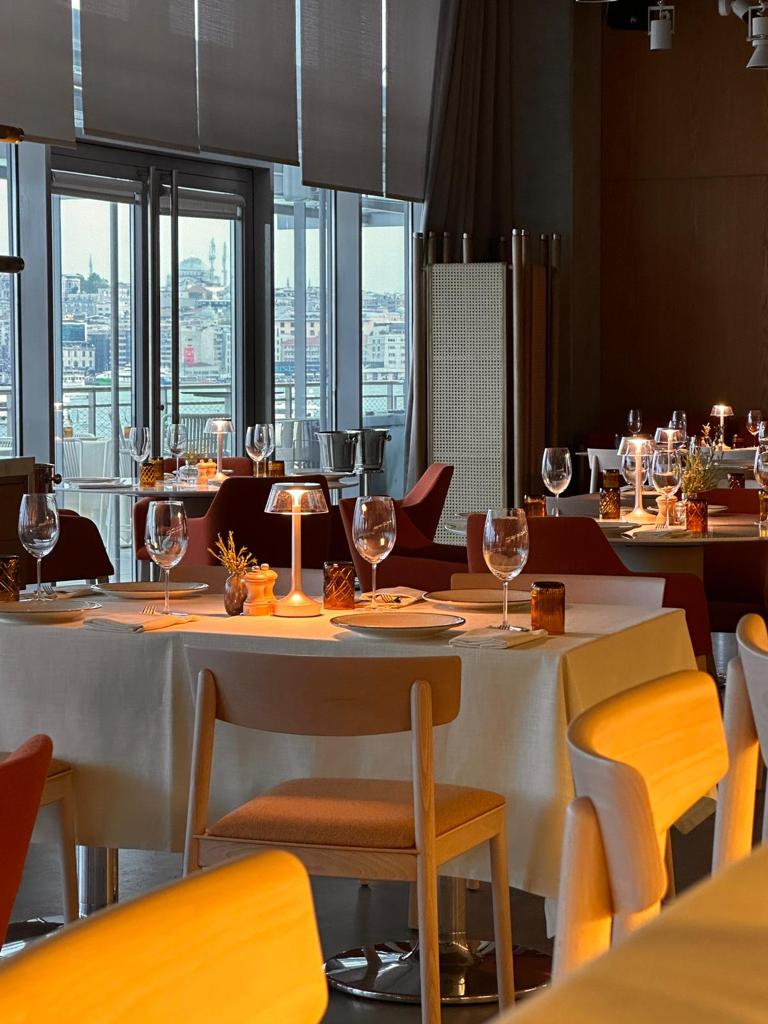 Restoran Modern — fotoğraf 1