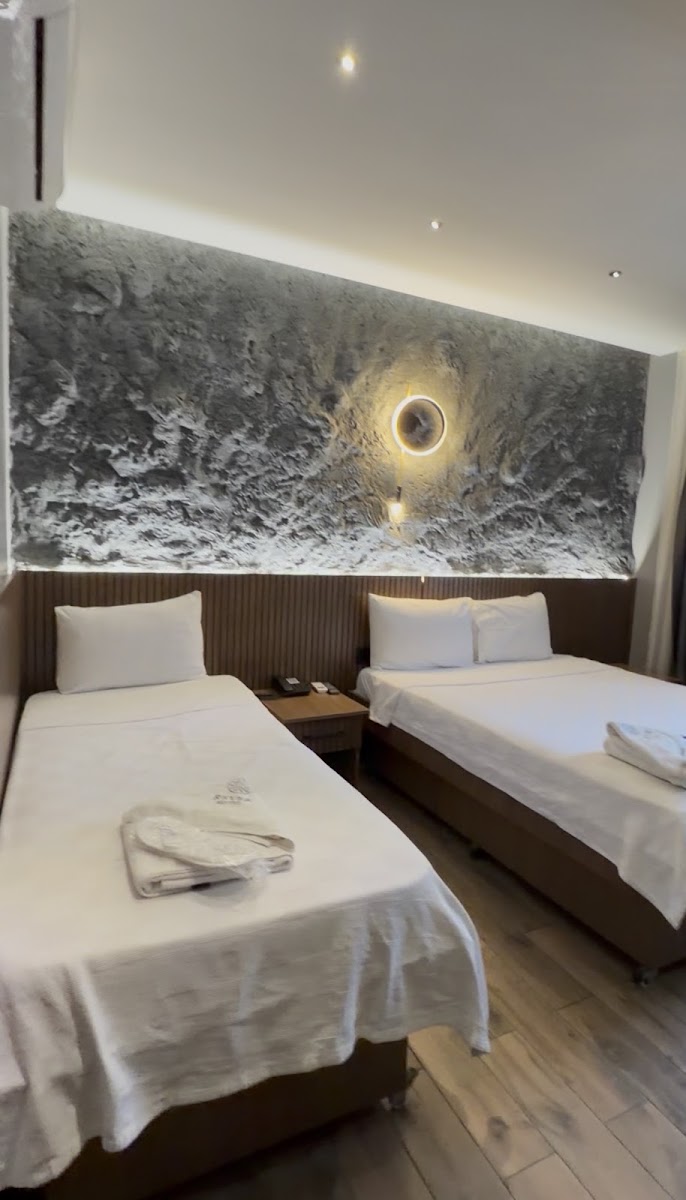 Rever HOTEL — fotoğraf 2