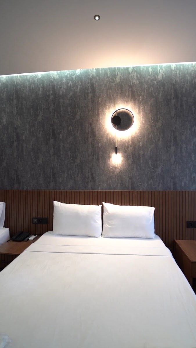Rever HOTEL — fotoğraf 3