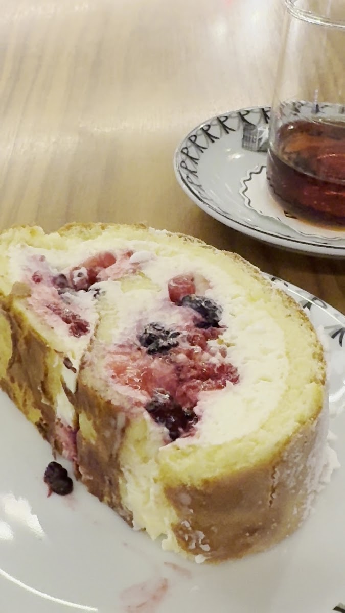 Reyhan pastanesi - Alsancak — fotoğraf 2