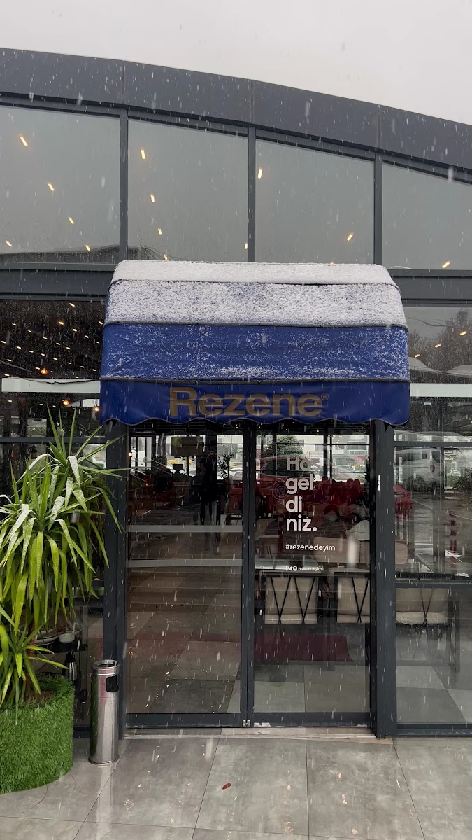 Rezene Restaurant & Cafe — fotoğraf 4