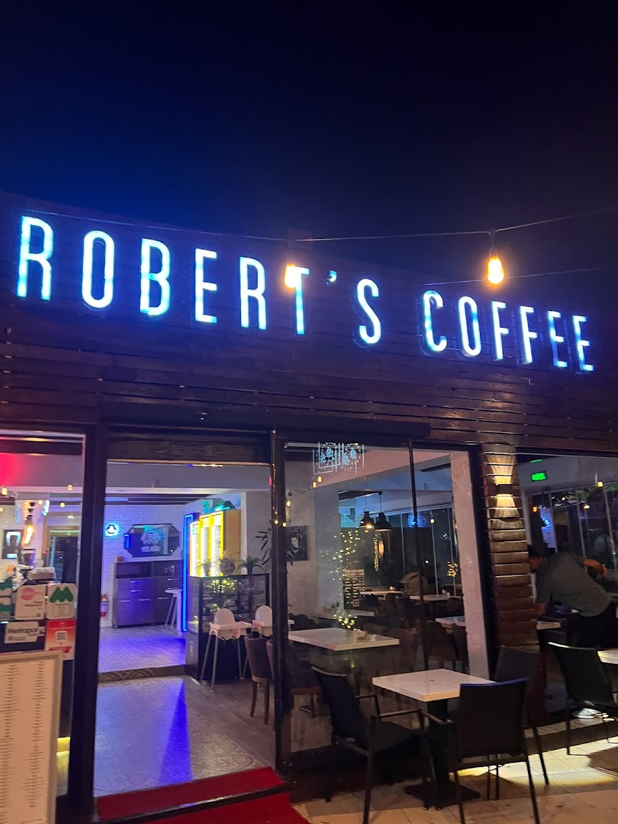 Robert’s Coffee Kent Meydanı — photo 2