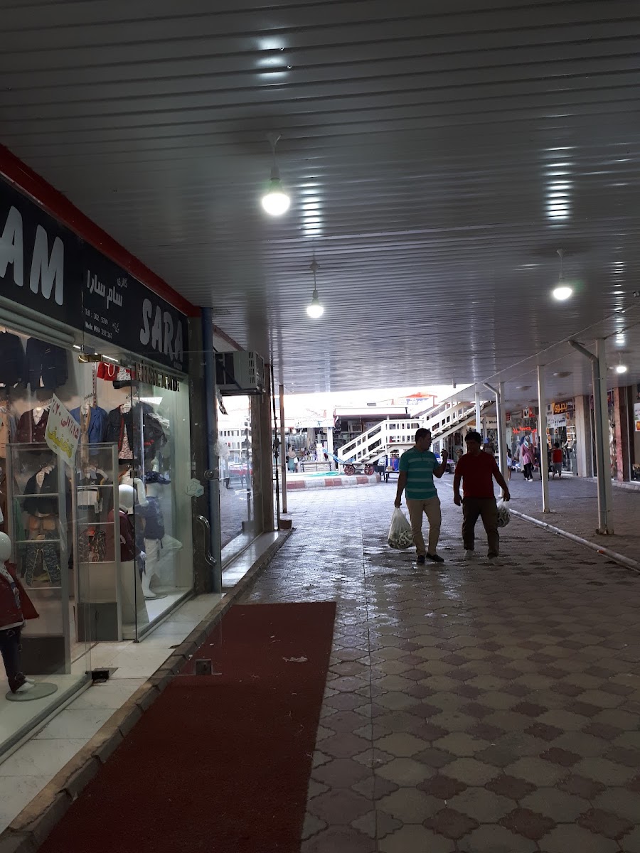 Roos_ha Bazar — photo