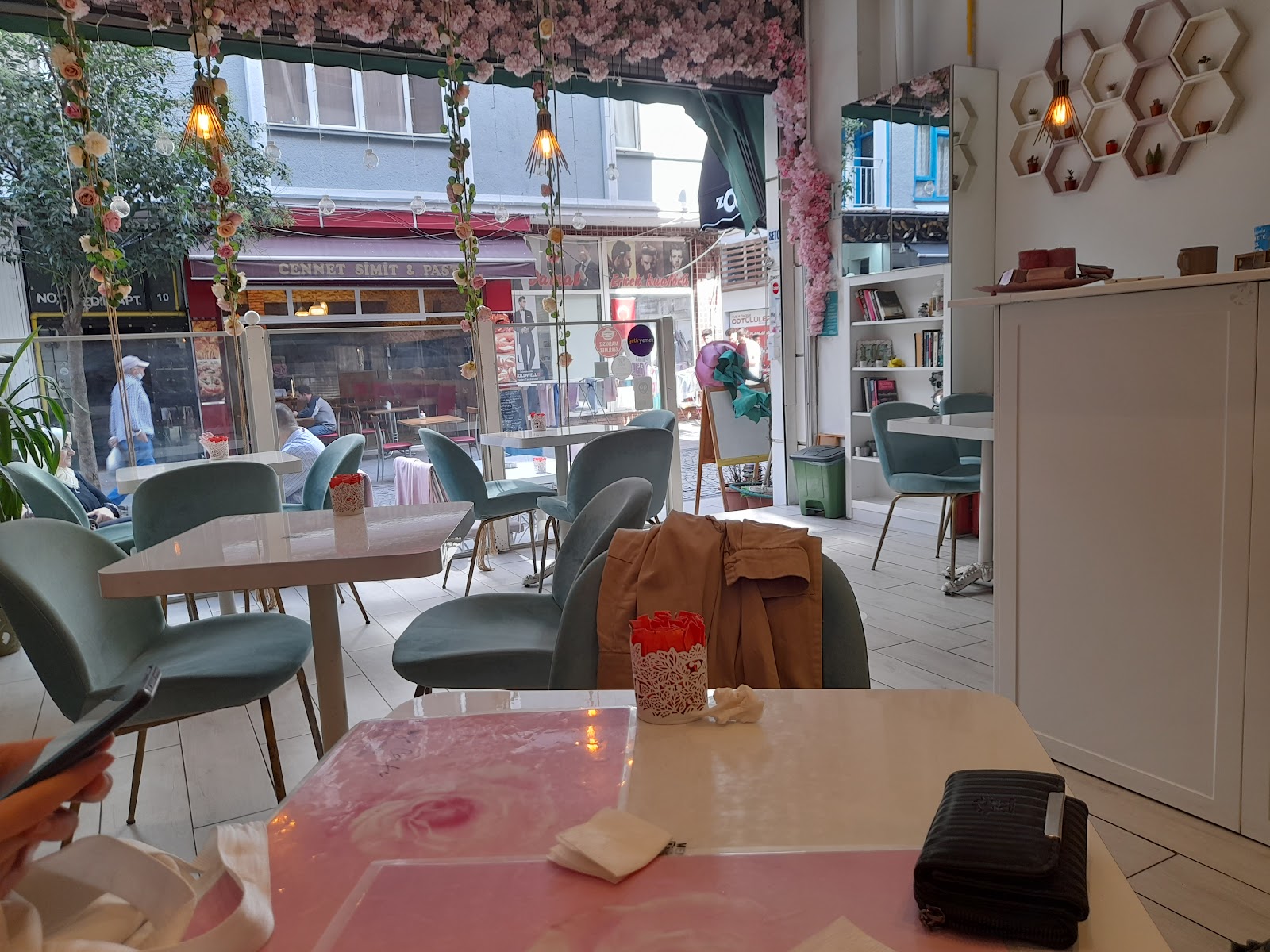Rose Cafe — photo 4