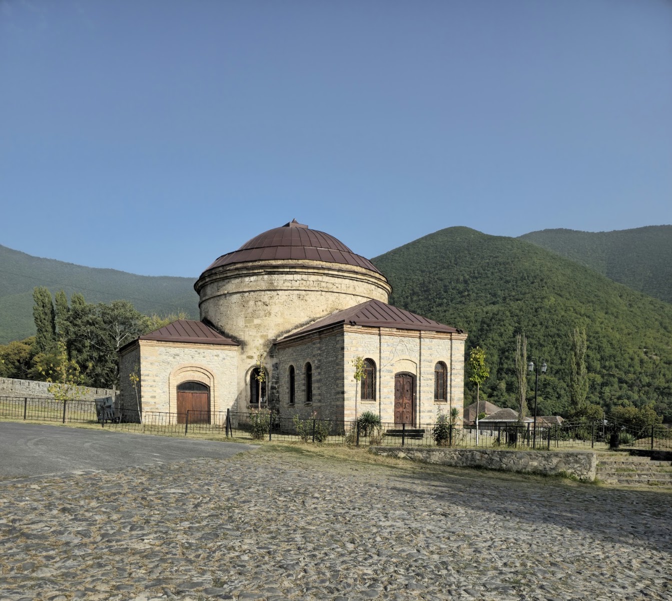 Round Temple — photo