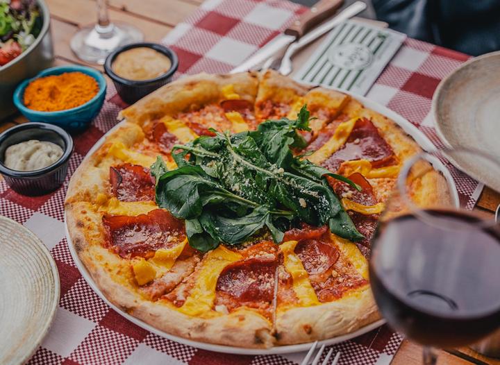 Rubys Pizzeria Food & Beverage pizza — fotoğraf 10