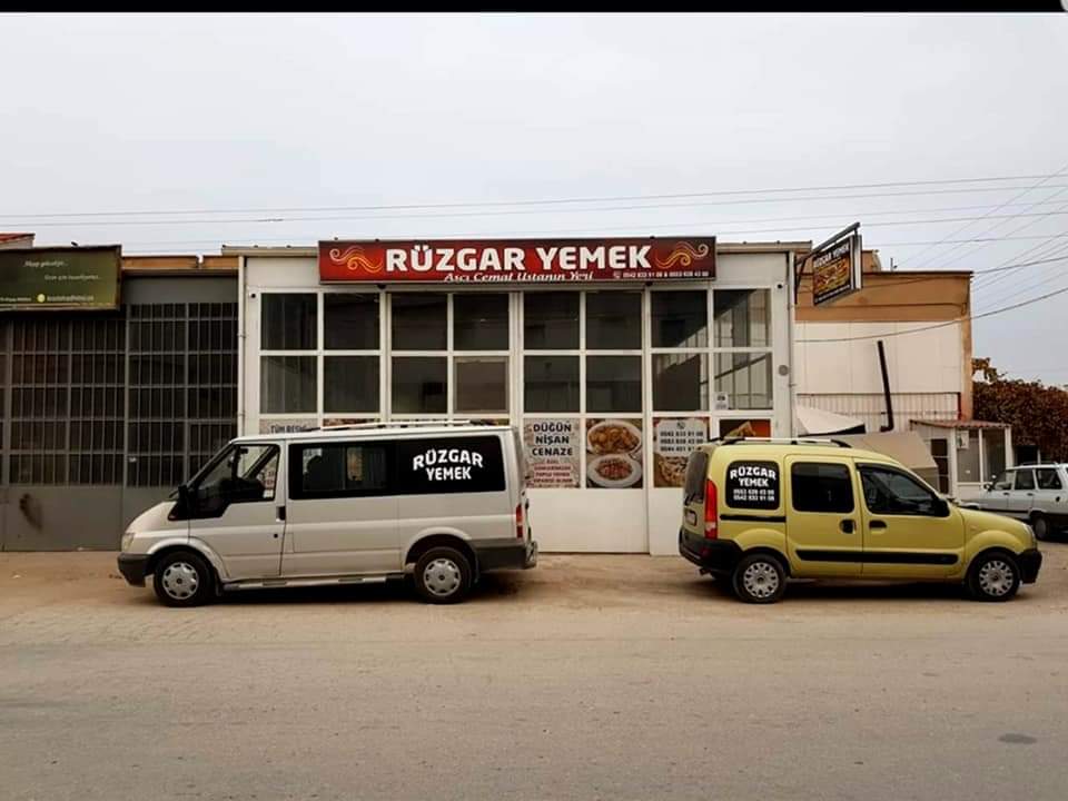 Rüzgar YEMEK — fotoğraf