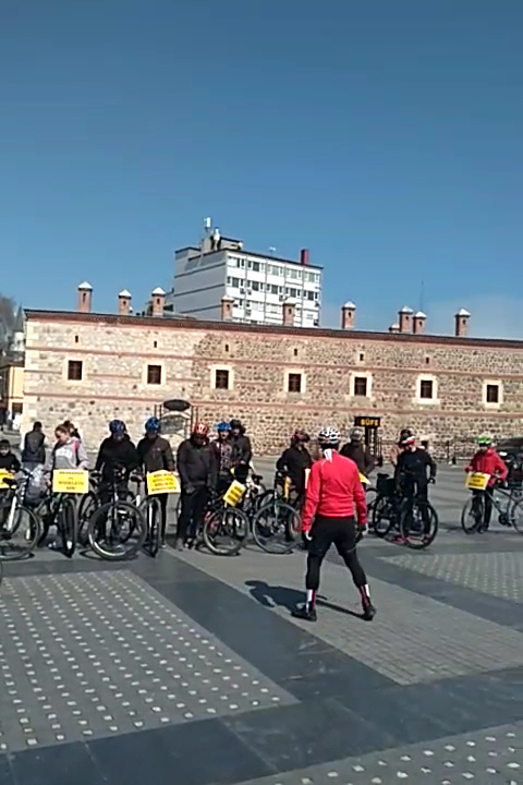 Saathane Meydanı — fotoğraf 2