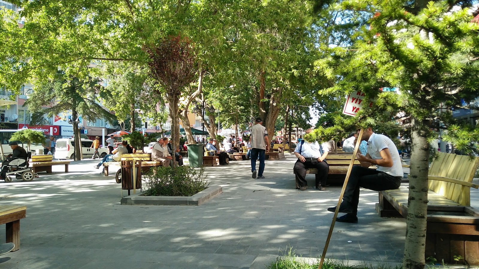 Şadırvan Parkı — fotoğraf 2