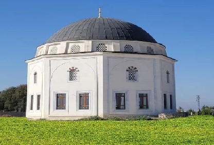 Safvan Bin Muattal Türbesi