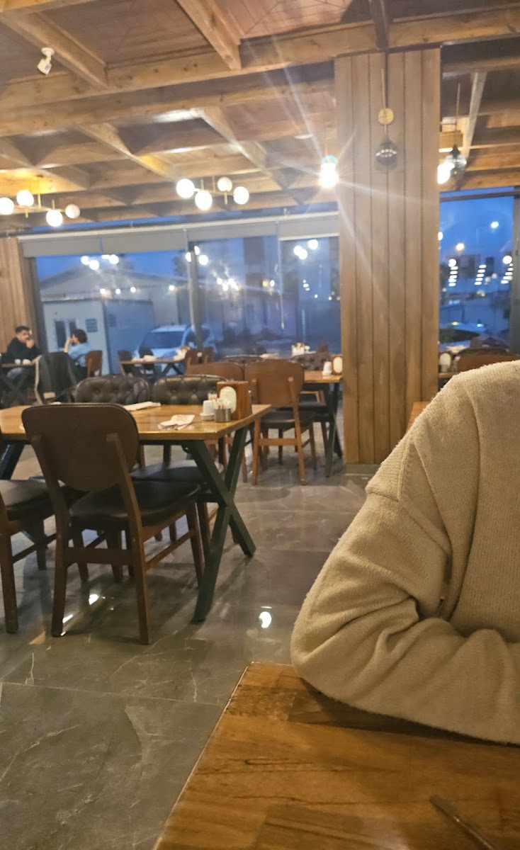 Şah İskender Restaurant ve Şah Künefe — fotoğraf 2