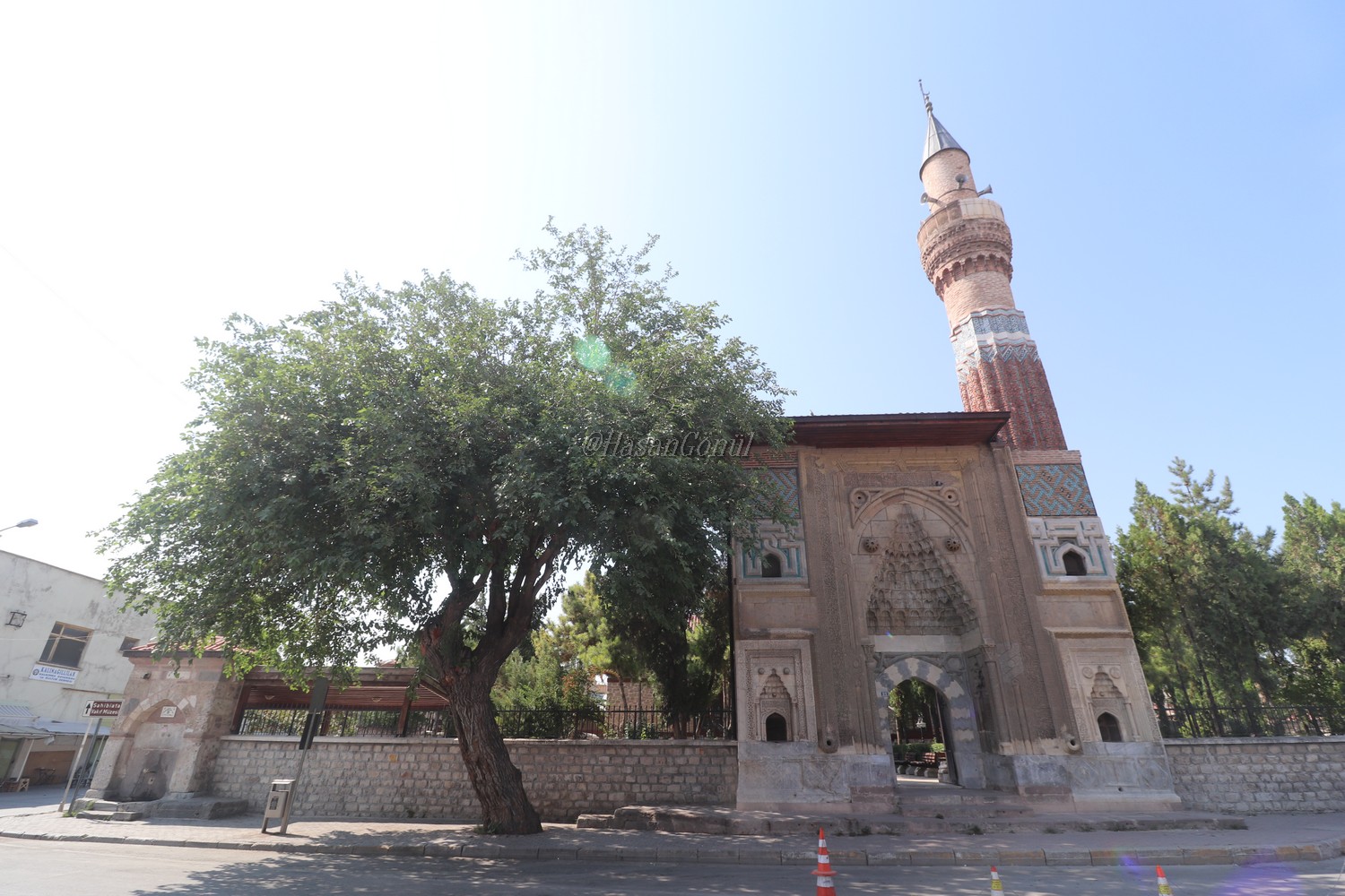 Sahib-i Ata Cami — photo