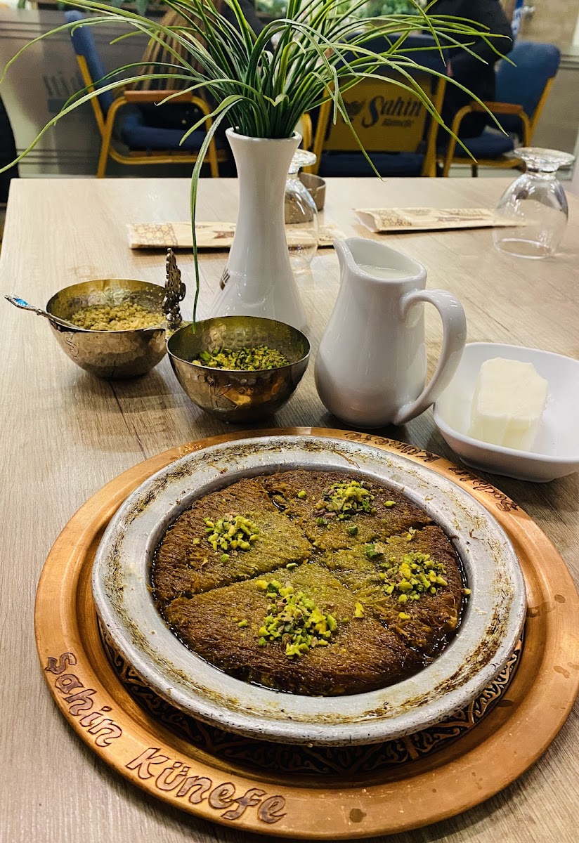 Şahin Künefe — fotoğraf 2