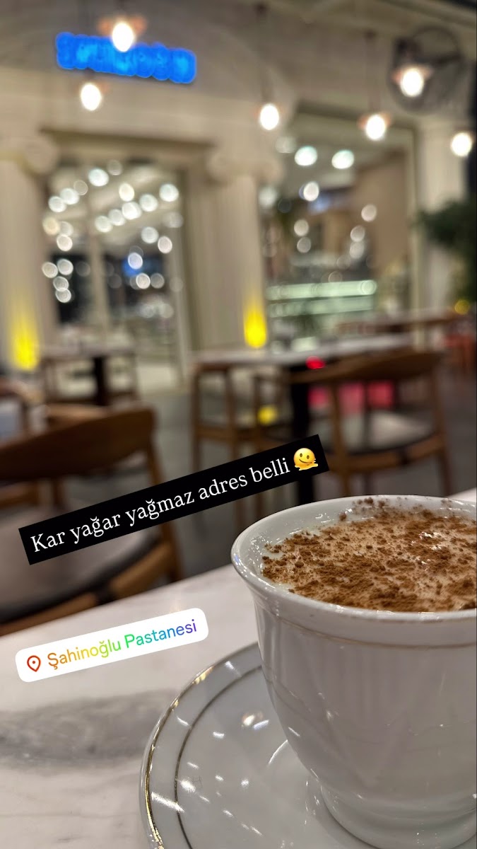 Şahinoğlu Pastanesi — photo 3