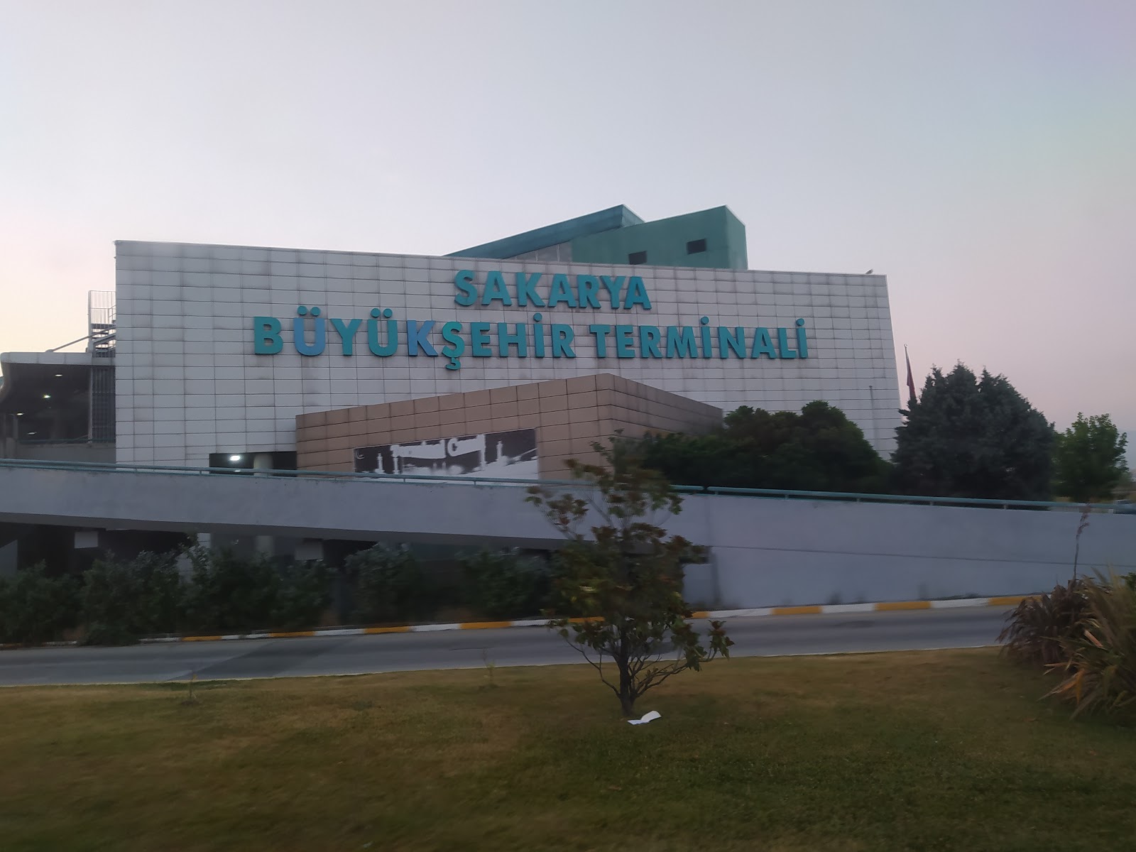 Sakarya Otobüs Terminali — fotoğraf 2