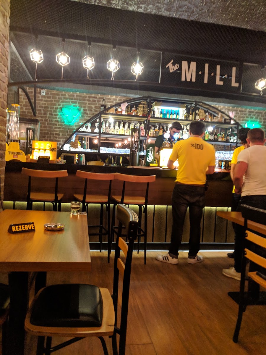 Şakir Restoran — fotoğraf 3