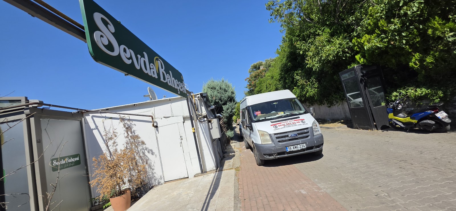 Saklı Bahçe Bursa Çekirge Kapalı Otoparklı Kafe — photo 2
