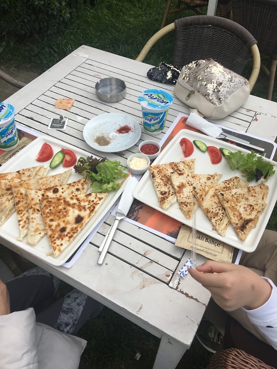 Saklı Bahçe Bursa Çekirge Kapalı Otoparklı Kafe — photo 5