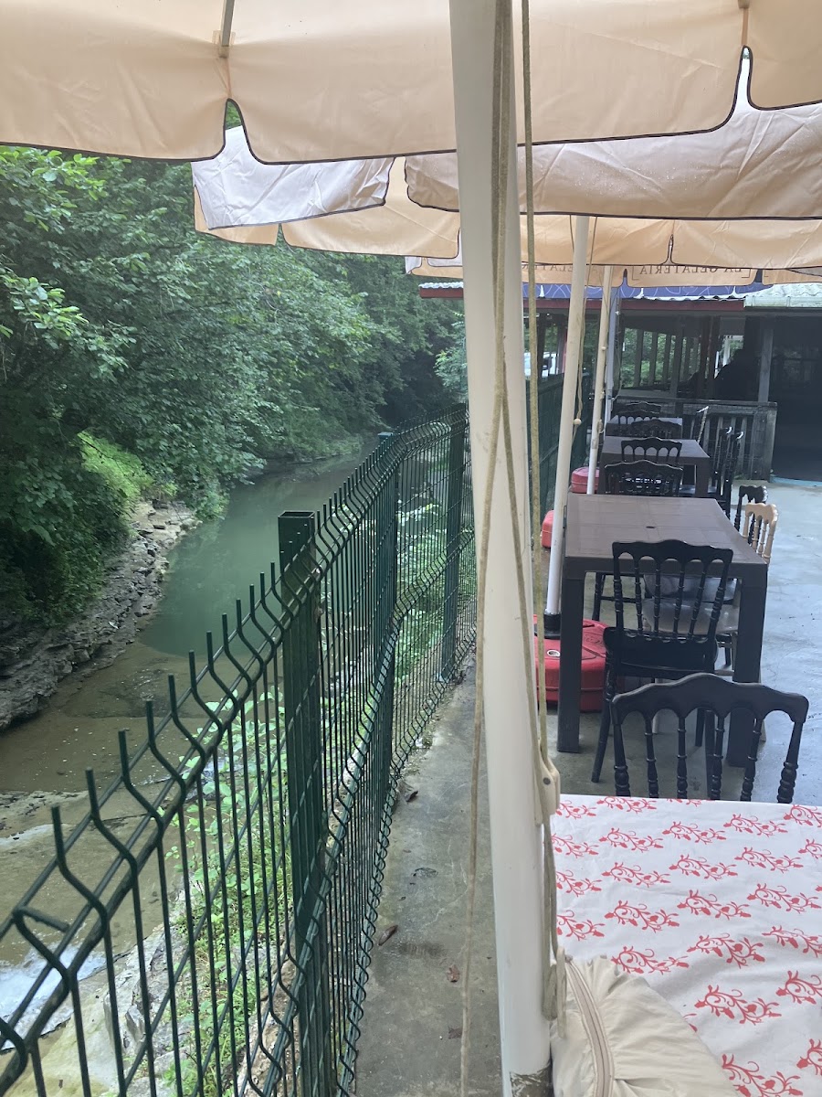 Salmata Cafe Restorant — photo 2
